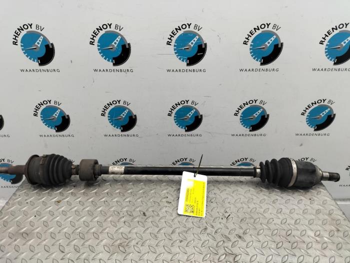Gebruikte Aandrijfas rechts-achter Opel Agila Prijs € 60,50 Inclusief btw aangeboden door Rhenoy Onderdelen b.v.