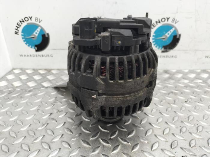 Gebruikte Dynamo Volkswagen Polo Prijs € 60,50 Inclusief btw aangeboden door Rhenoy Onderdelen b.v.