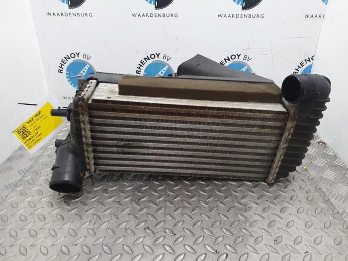 Gebruikte Intercooler Ford Focus Prijs € 96,80 Inclusief btw aangeboden door Rhenoy Onderdelen b.v.