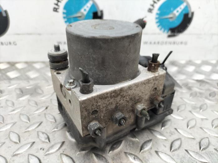 Gebruikte ABS Pomp Citroen C1 Prijs € 60,50 Inclusief btw aangeboden door Rhenoy Onderdelen b.v.