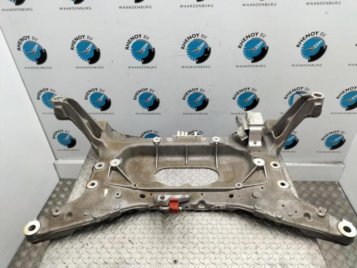 Gebruikte Subframe Landrover Discovery Sport L550 Prijs € 363,00 Inclusief btw aangeboden door Rhenoy Onderdelen b.v.