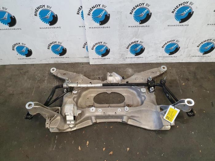 Gebruikte Subframe Landrover Discovery Sport L550 Prijs € 363,00 Inclusief btw aangeboden door Rhenoy Onderdelen b.v.
