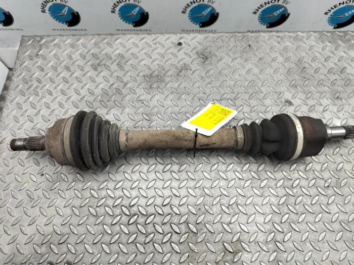 Gebruikte Steekas links-achter Citroen Berlingo Prijs € 60,50 Inclusief btw aangeboden door Rhenoy Onderdelen b.v.