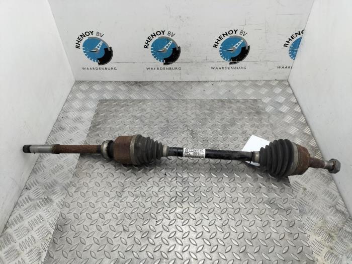 Gebruikte Steekas rechts-achter Opel Corsa Prijs € 181,50 Inclusief btw aangeboden door Rhenoy Onderdelen b.v.