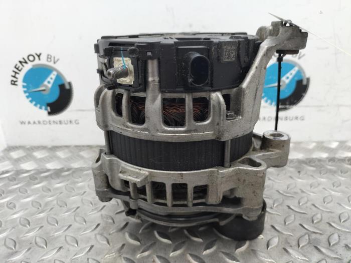 Gebruikte Dynamo BMW X5 Prijs € 242,00 Inclusief btw aangeboden door Rhenoy Onderdelen b.v.