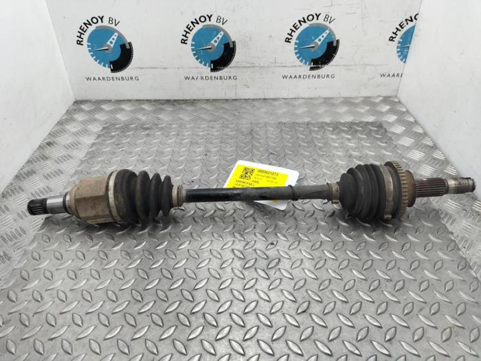 Gebruikte Aandrijfas links-achter Opel Karl Prijs € 96,80 Inclusief btw aangeboden door Rhenoy Onderdelen b.v.