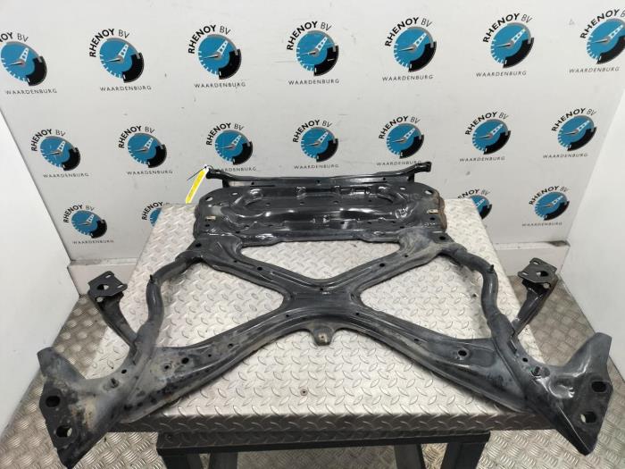 Gebruikte Subframe Audi A4 Prijs € 242,00 Inclusief btw aangeboden door Rhenoy Onderdelen b.v.