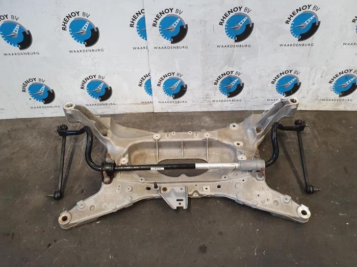 Gebruikte Subframe Landrover Discovery Sport L550 Prijs € 363,00 Inclusief btw aangeboden door Rhenoy Onderdelen b.v.