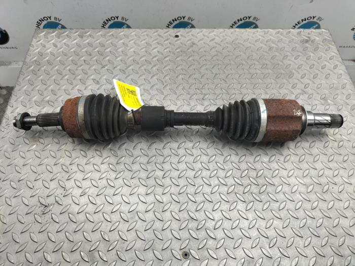 Gebruikte Steekas links-achter Nissan Juke Prijs € 145,20 Inclusief btw aangeboden door Rhenoy Onderdelen b.v.