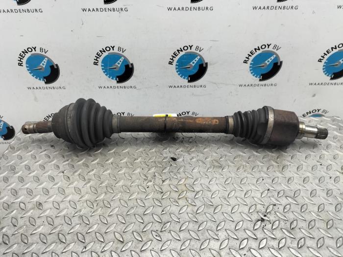 Gebruikte Aandrijfas links-achter Citroen DS5 Prijs € 96,80 Inclusief btw aangeboden door Rhenoy Onderdelen b.v.