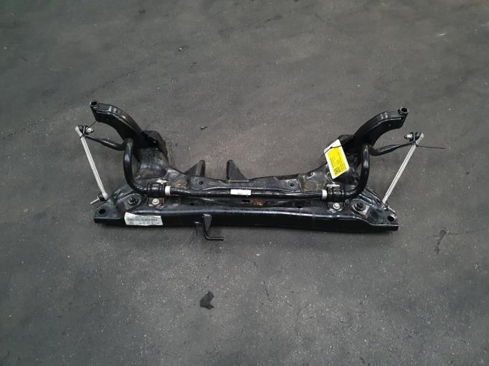 Gebruikte Subframe Ford Fiesta Prijs € 181,50 Inclusief btw aangeboden door Rhenoy Onderdelen b.v.