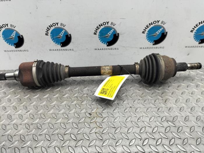 Gebruikte Steekas links-achter Ford Focus Prijs € 84,70 Inclusief btw aangeboden door Rhenoy Onderdelen b.v.
