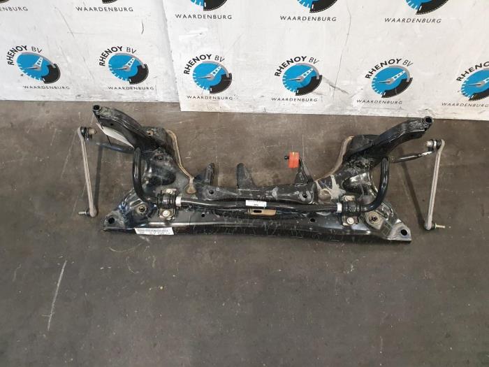 Gebruikte Subframe Ford Fiesta Prijs € 181,50 Inclusief btw aangeboden door Rhenoy Onderdelen b.v.