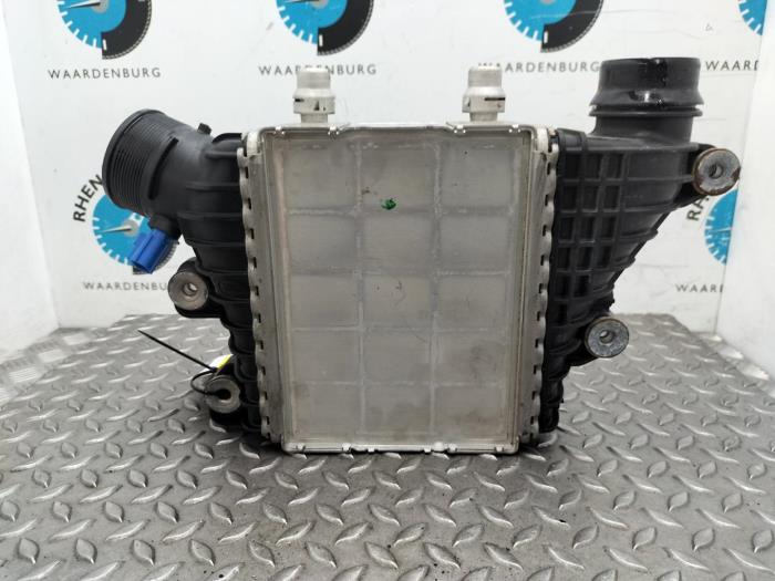 Gebruikte Intercooler Jaguar E-Pace Prijs € 96,80 Inclusief btw aangeboden door Rhenoy Onderdelen b.v.