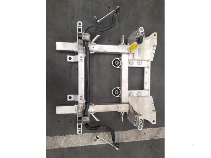 Gebruikte Subframe Jaguar I-Pace Prijs € 363,00 Inclusief btw aangeboden door Rhenoy Onderdelen b.v.