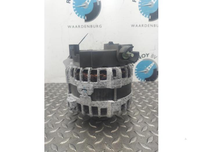 Gebruikte Dynamo Jaguar XF Prijs € 121,00 Inclusief btw aangeboden door Rhenoy Onderdelen b.v.
