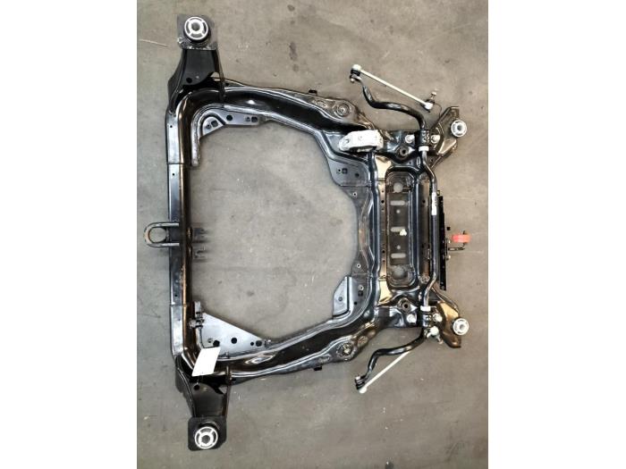 Gebruikte Subframe Landrover Range Rover Prijs € 363,00 Inclusief btw aangeboden door Rhenoy Onderdelen b.v.