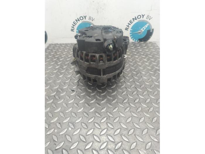 Gebruikte Dynamo Landrover Range Rover Prijs € 217,80 Inclusief btw aangeboden door Rhenoy Onderdelen b.v.