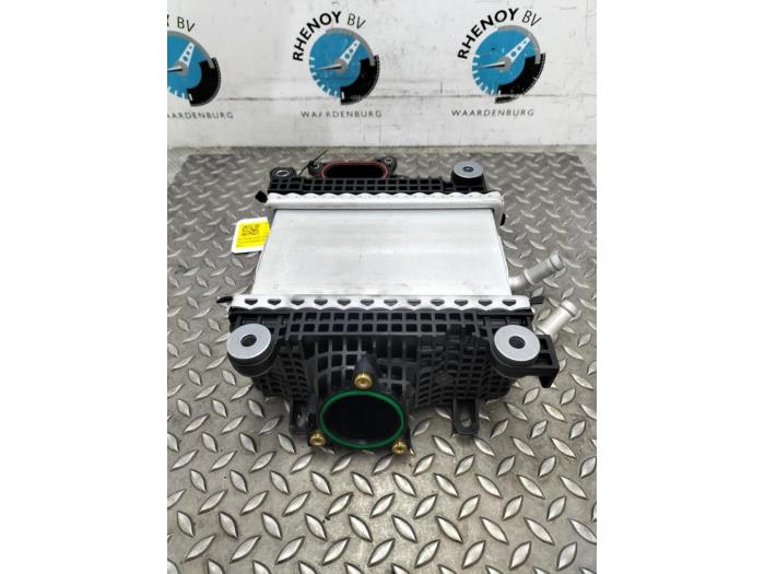 Gebruikte Intercooler Ford Transit Custom Prijs € 181,50 Inclusief btw aangeboden door Rhenoy Onderdelen b.v.
