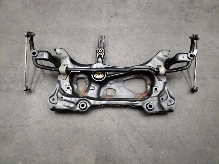 Gebruikte Subframe Volkswagen E-Golf Prijs € 181,50 Inclusief btw aangeboden door Rhenoy Onderdelen b.v.
