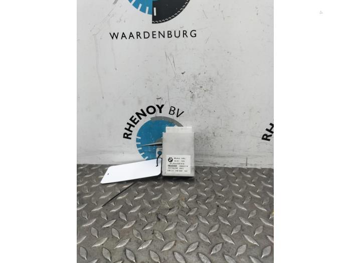 Gebruikte Computer Motormanagement BMW 7-Serie Prijs € 121,00 Inclusief btw aangeboden door Rhenoy Onderdelen b.v.