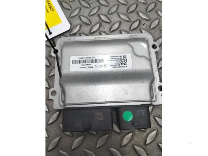 Gebruikte Computer Motormanagement Peugeot 3008 Prijs € 121,00 Inclusief btw aangeboden door Rhenoy Onderdelen b.v.