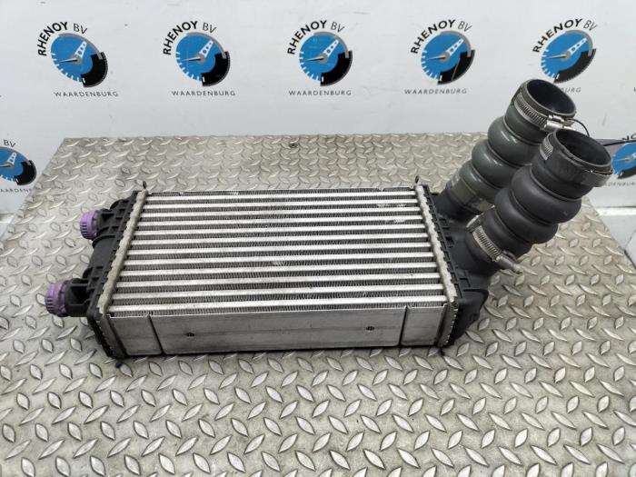 Gebruikte Intercooler Opel Corsa Prijs € 181,50 Inclusief btw aangeboden door Rhenoy Onderdelen b.v.