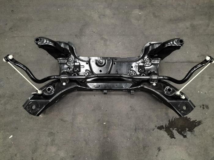 Gebruikte Subframe Ford Transit Custom Prijs € 242,00 Inclusief btw aangeboden door Rhenoy Onderdelen b.v.