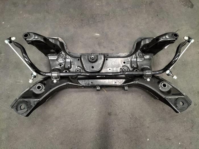 Gebruikte Subframe Ford Transit Custom Prijs € 242,00 Inclusief btw aangeboden door Rhenoy Onderdelen b.v.