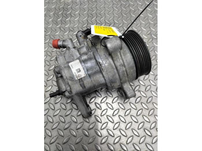 Gebruikte Servopomp BMW 7-Serie Prijs € 145,20 Inclusief btw aangeboden door Rhenoy Onderdelen b.v.