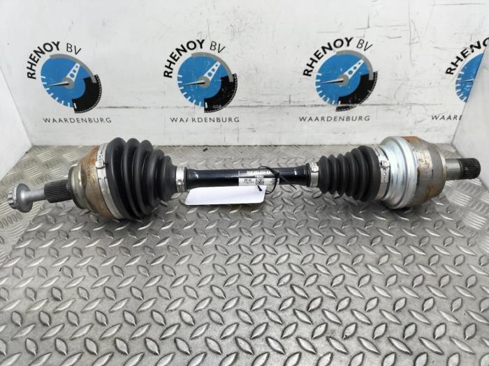 Gebruikte Aandrijfas links-achter Ford Tourneo Connect Prijs € 217,80 Inclusief btw aangeboden door Rhenoy Onderdelen b.v.