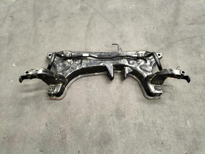 Gebruikte Subframe Ford Puma Prijs € 242,00 Inclusief btw aangeboden door Rhenoy Onderdelen b.v.