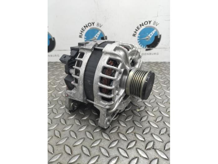 Gebruikte Dynamo Iveco New Daily Prijs € 181,50 Inclusief btw aangeboden door Rhenoy Onderdelen b.v.