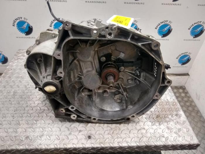 Gebruikte Versnellingsbak Peugeot 308 Prijs € 423,50 Inclusief btw aangeboden door Rhenoy Onderdelen b.v.