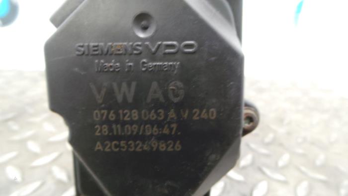 Gebruikte Gasklephuis Volkswagen Bestel Prijs € 157,30 Inclusief btw aangeboden door Rhenoy Onderdelen b.v.