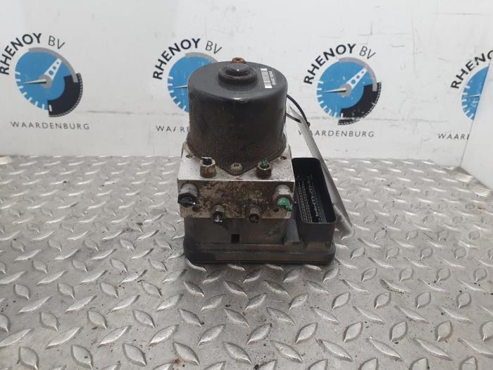 Gebruikte ABS Pomp Citroen C5 Prijs € 121,00 Inclusief btw aangeboden door Rhenoy Onderdelen b.v.