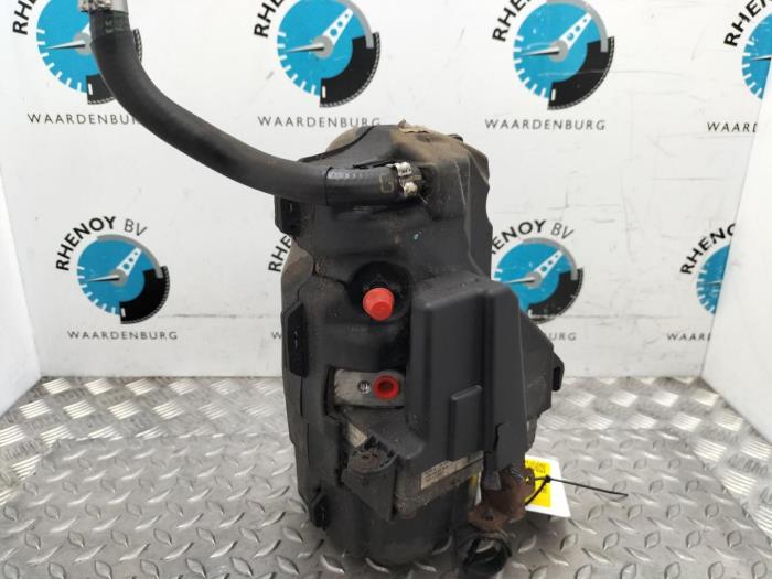 Gebruikte Pomp Servo Citroen C5 Prijs € 84,70 Inclusief btw aangeboden door Rhenoy Onderdelen b.v.
