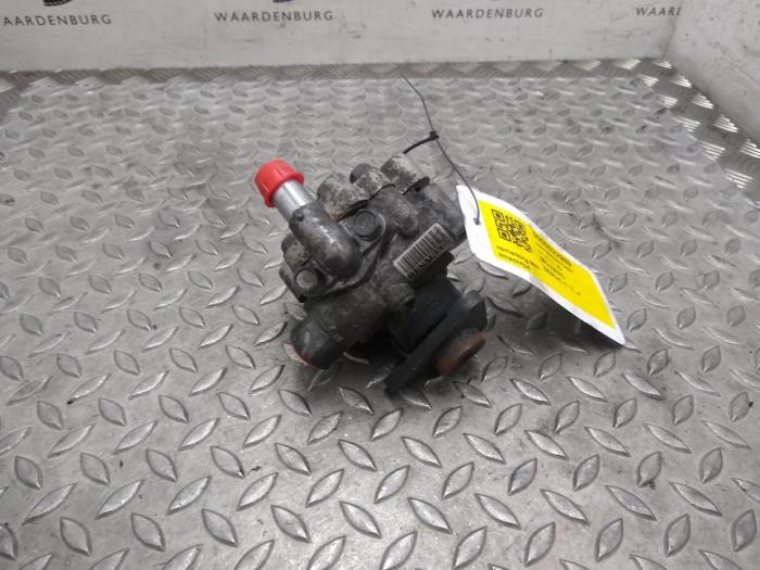 Gebruikte Servopomp Opel Movano Prijs € 96,80 Inclusief btw aangeboden door Rhenoy Onderdelen b.v.