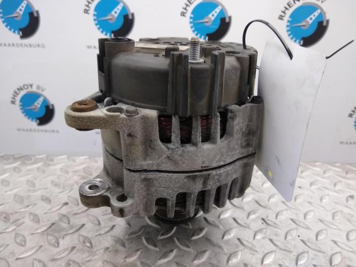 Gebruikte Dynamo Audi A6 Prijs € 60,50 Inclusief btw aangeboden door Rhenoy Onderdelen b.v.