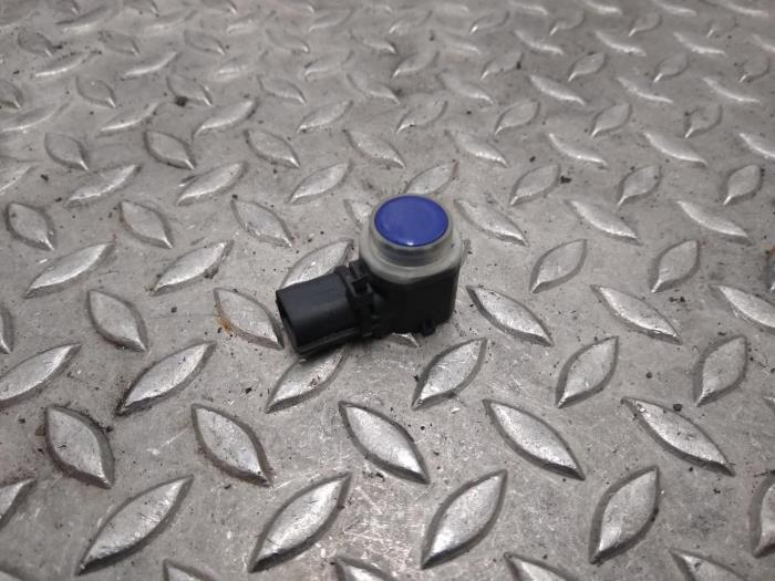 Gebruikte Diversen Ford Focus Prijs € 30,25 Inclusief btw aangeboden door Rhenoy Onderdelen b.v.