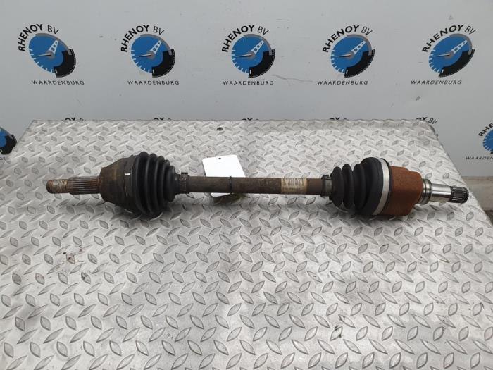 Gebruikte Aandrijfas links-achter Ford Fiesta Prijs € 48,40 Inclusief btw aangeboden door Rhenoy Onderdelen b.v.