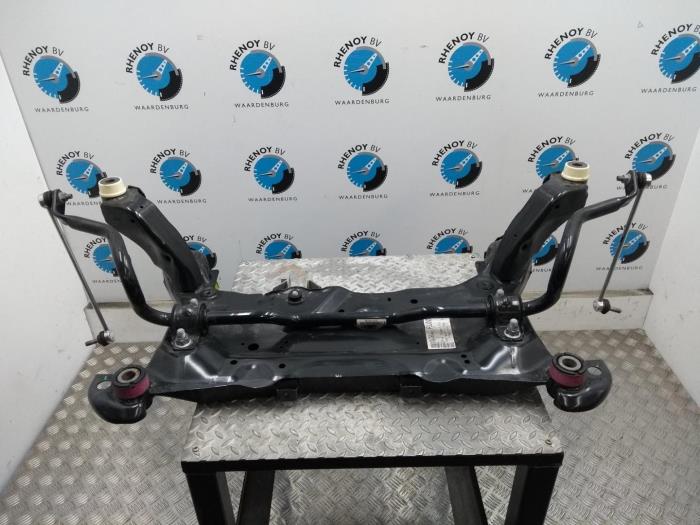 Gebruikte Subframe Ford Kuga Prijs € 181,50 Inclusief btw aangeboden door Rhenoy Onderdelen b.v.