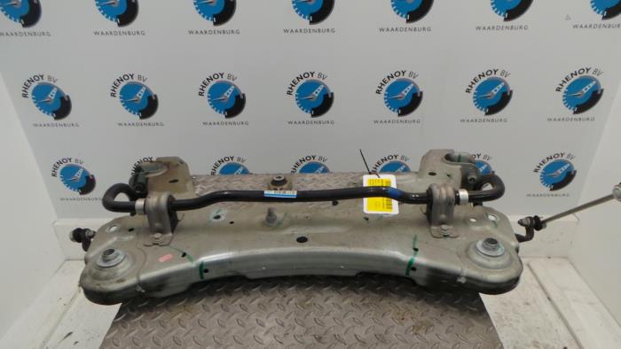Gebruikte Subframe Renault Kangoo Prijs € 121,00 Inclusief btw aangeboden door Rhenoy Onderdelen b.v.