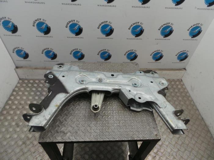 Gebruikte Subframe Renault Kangoo Prijs € 121,00 Inclusief btw aangeboden door Rhenoy Onderdelen b.v.