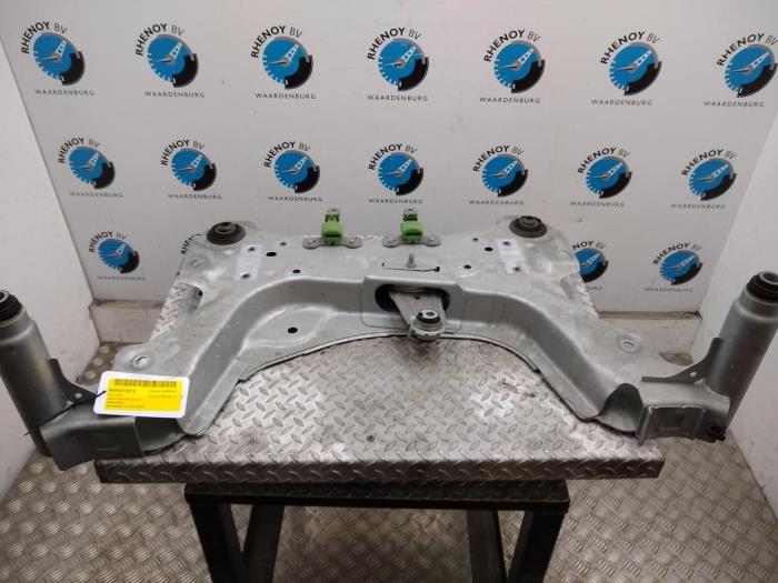Gebruikte Subframe Renault Megane Prijs € 181,50 Inclusief btw aangeboden door Rhenoy Onderdelen b.v.