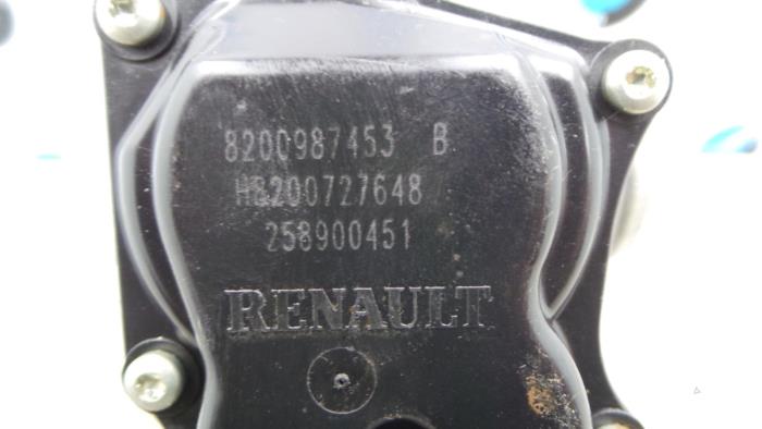 Gebruikte Gasklephuis Renault Master Prijs € 96,80 Inclusief btw aangeboden door Rhenoy Onderdelen b.v.