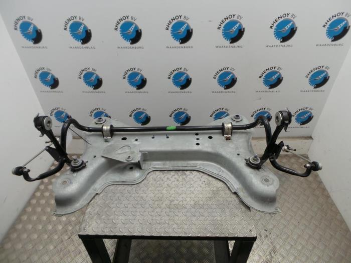 Gebruikte Subframe Renault Trafic Prijs € 181,50 Inclusief btw aangeboden door Rhenoy Onderdelen b.v.