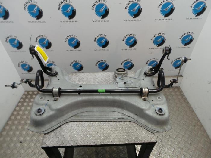 Gebruikte Subframe Renault Trafic Prijs € 181,50 Inclusief btw aangeboden door Rhenoy Onderdelen b.v.
