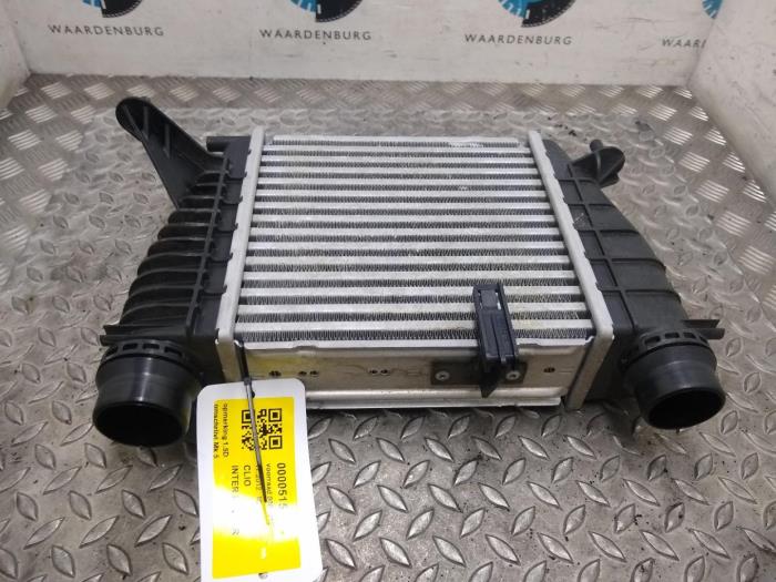 Gebruikte Intercooler Renault Clio Prijs € 108,90 Inclusief btw aangeboden door Rhenoy Onderdelen b.v.