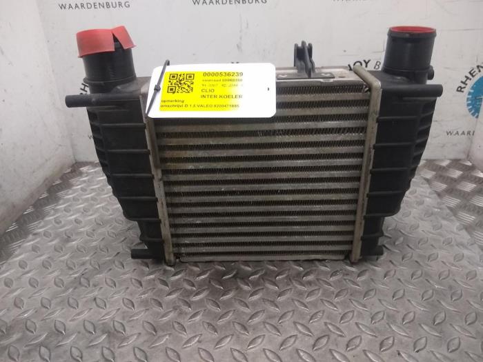 Gebruikte Intercooler Renault Clio Prijs € 108,90 Inclusief btw aangeboden door Rhenoy Onderdelen b.v.
